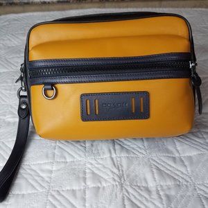 COACH Terrain Pouch